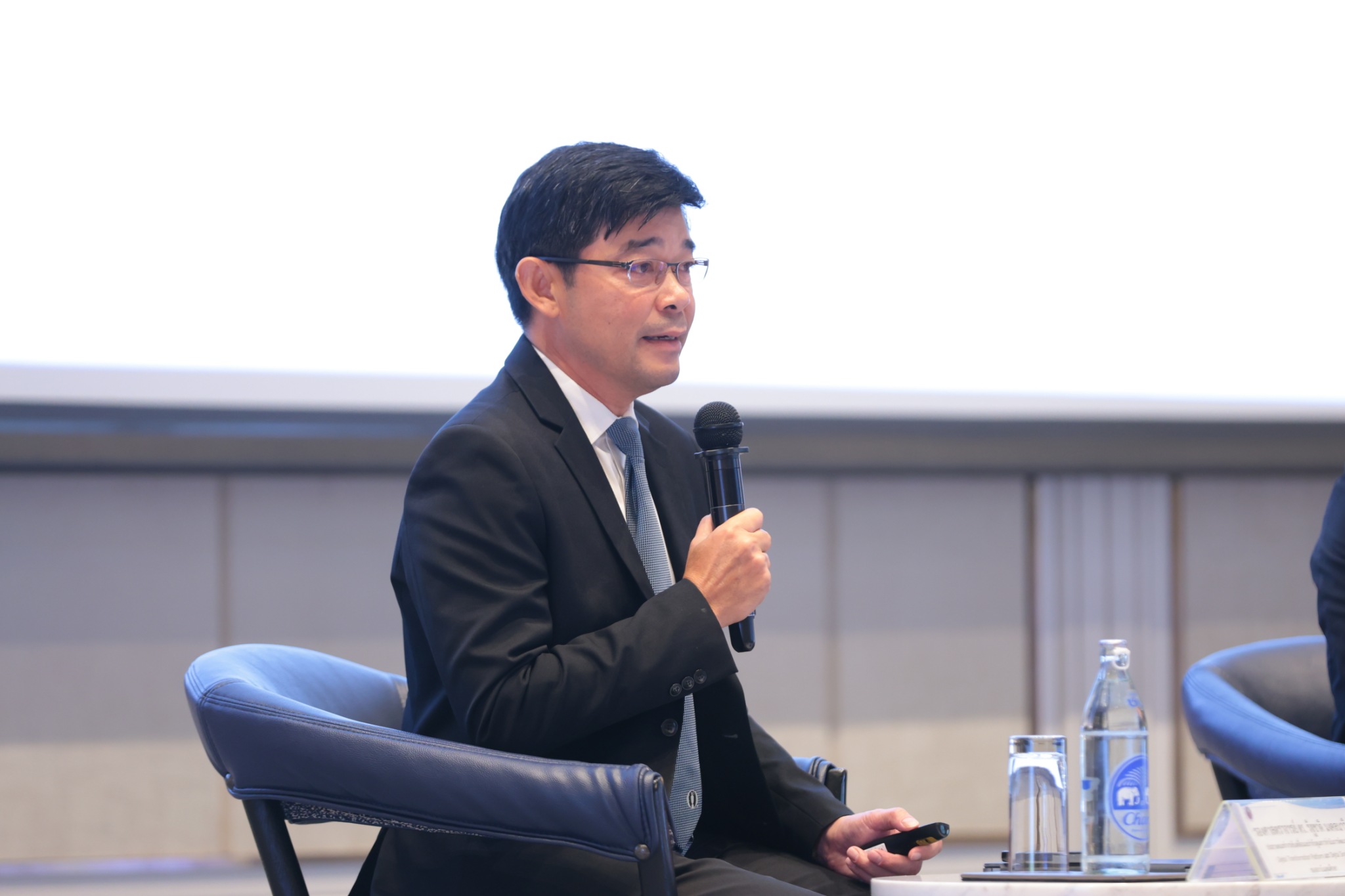 LINE ALBUM Digital single View 22 10 68 251024 16