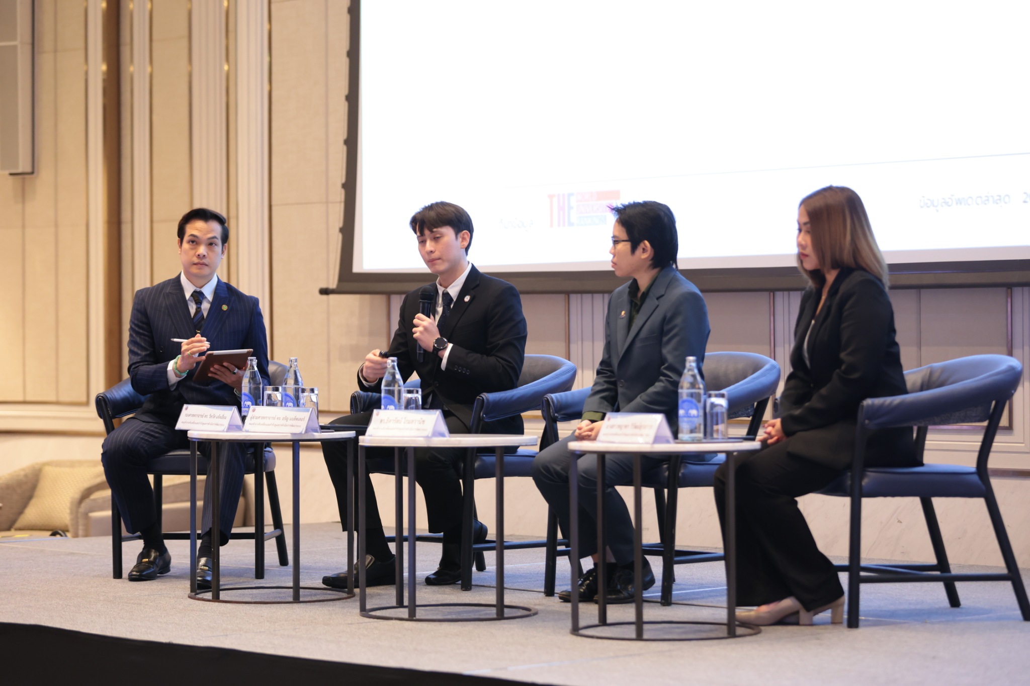 LINE ALBUM Digital single View 22 10 68 251024 45