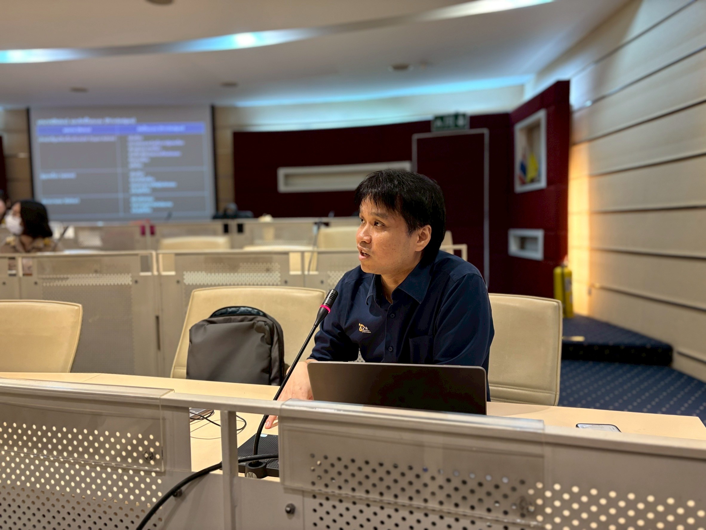 LINE ALBUM MHESI e Petition 251012 31 24