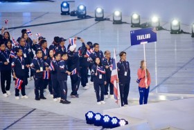 &quot;วราภรณ์“ รองปลัดกระทรวง อว. ร่วมให้กำลังใจทีมเทเบิลเทนนิสไท ... Image 1