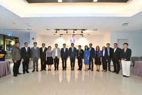 “สุรศักดิ์” เข้าศักการะสิ่งศักดิ์ประจำกระทรวง อว.พร้อมเตรียม ... Image 2