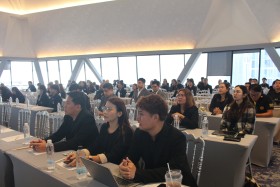 โครงการสัมมนาผู้ปฏิบัติงานด้านการป้องกันยาเสพติดในสถาบันอุดม ... Image 12