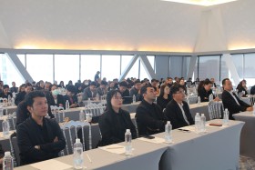 โครงการสัมมนาผู้ปฏิบัติงานด้านการป้องกันยาเสพติดในสถาบันอุดม ... Image 2